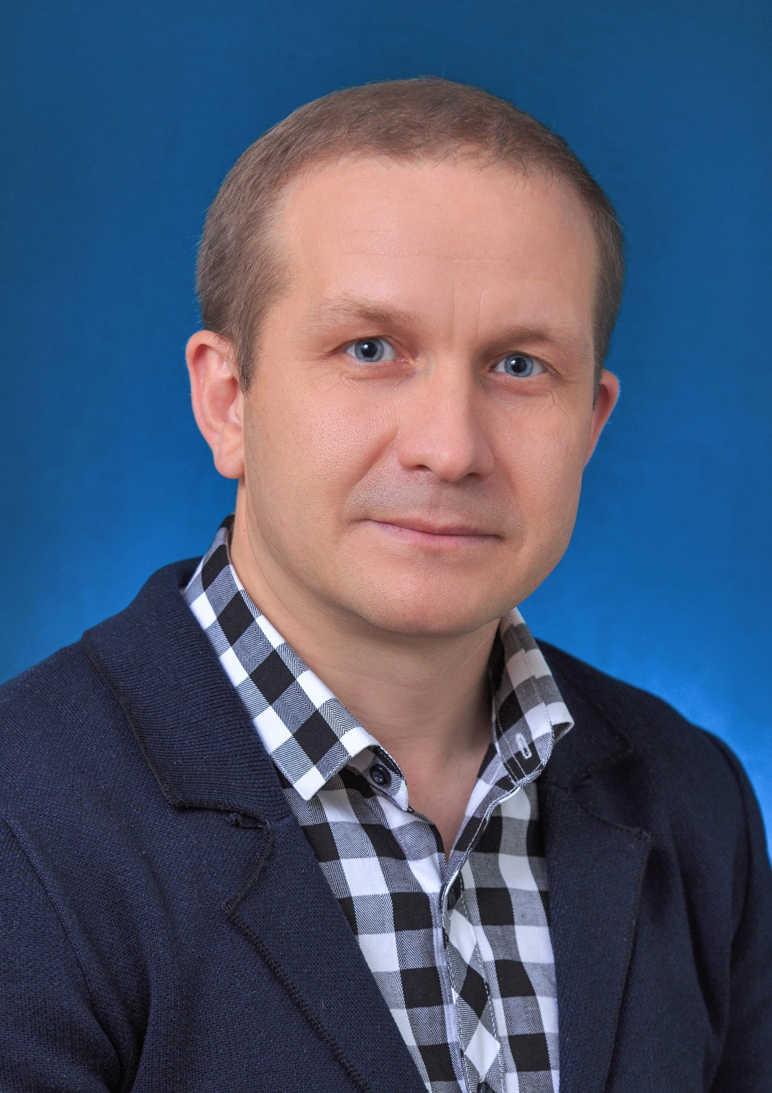 Крупышев Станислав Алексеевич.